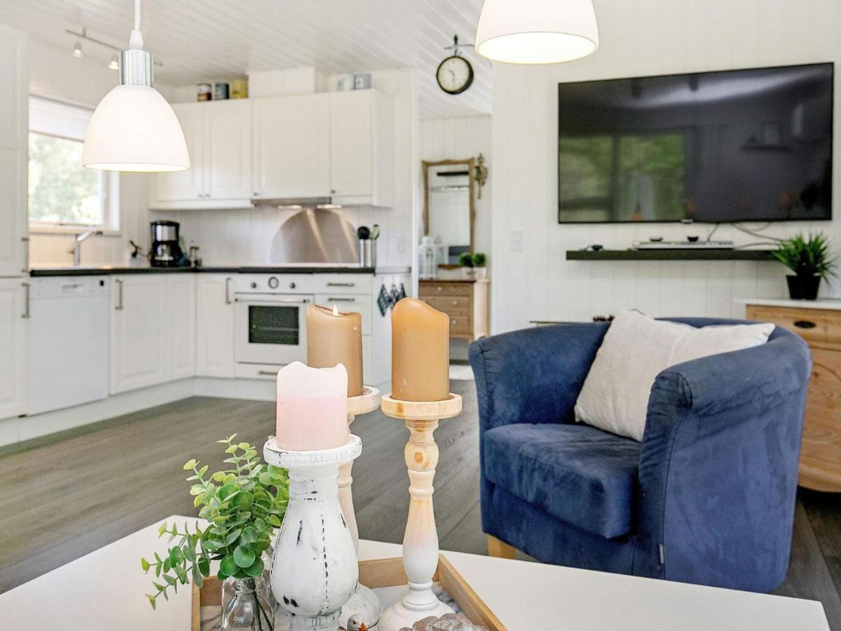 4 Person Holiday Home In L S Laeso Extérieur photo