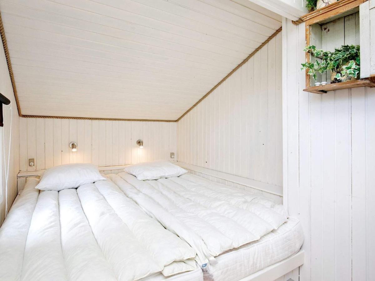 4 Person Holiday Home In L S Laeso Extérieur photo